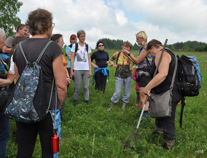 Botanicko-zoologická vycházka za ovečkami a rosnatkami na Odranec